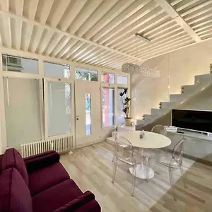  Apartment Residenza Casanova, In Giudecca Italien